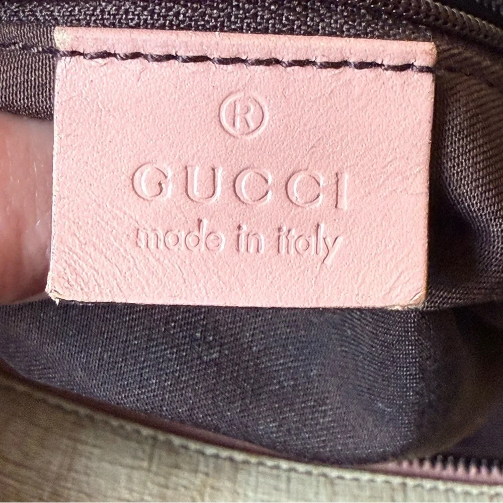💎RARE GUCCI JOYLINE GG PLUS PVC LEATHER MESSENGER BAG/ GUARANTEED AUTHENTIC 💎 - Picture 8 of 12